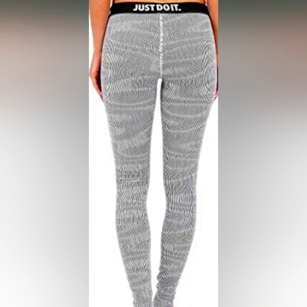 Women's Nike leggings